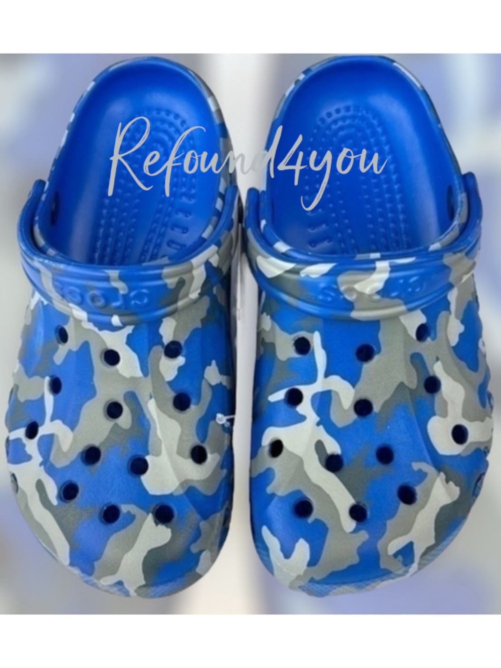 Crocs - ‘Bright Blue Camo’ Baya clogs. SZ: 7,8,10. NWT.  Firm!